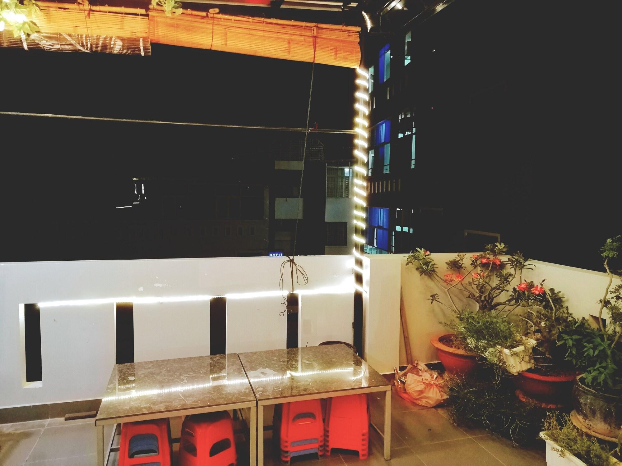 头顿灯塔酒店 外观 照片